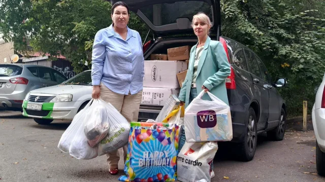 Женщины из Люберец собрали машину детских вещей для беженцев из Курской области