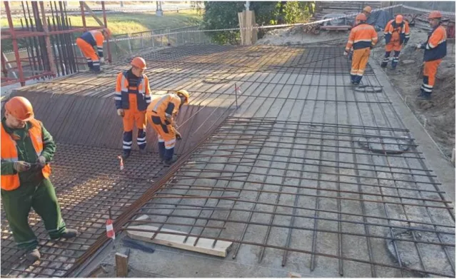 В поселке Малаховка Люберец в 2025 году завершат строительство надземного перехода