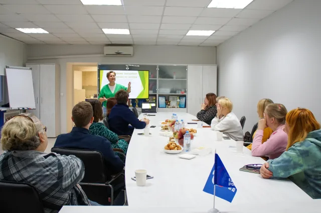 Партийцы организовали тренинг по управлению эмоциями для молодежи Люберец