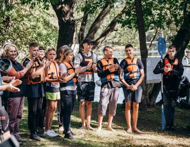 Госдума в первом чтении одобрила законопроект о совершенствовании воспитательной работы в детских лагерях отдыха