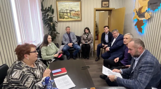 Партийцы Люберец приняли участие в совещании по вопросам благоустройства территорий округа