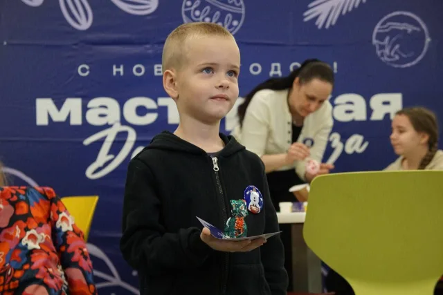 По инициативе «Единой России» в торговых центрах Московской области откроются «МастЕРские Деда Мороза»