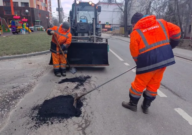 Почти 360 ям устранили на дорогах Люберец на минувшей неделе