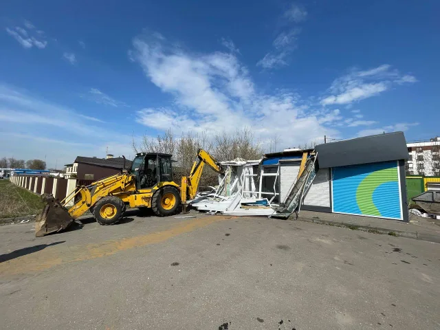 Еще шесть нестационарных торговых объектов демонтировали в Люберцах