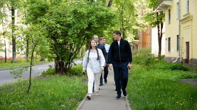 Владимир Волков во время объезда территории Люберец поручил оперативно устранить замечания