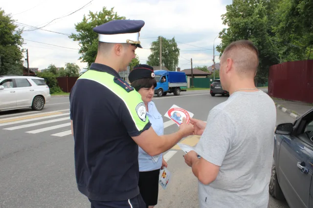 Сотрудники ГАИ проверили 62 водителей в Люберцах на соблюдение правил перевозки детей