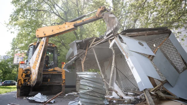 Более 170 нестационарных торговых объектов демонтируют в Люберцах до конца года