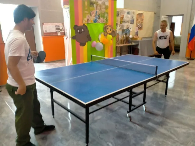 Люберецкие партийцы отправили гуманитарную помощь в спортивные и образовательные учреждения ДНР