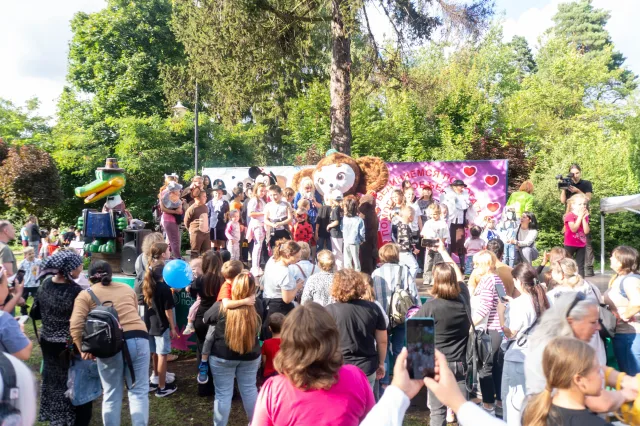 День рождения Чебурашки отметили в «Парке  Сказок» поселка Люберец