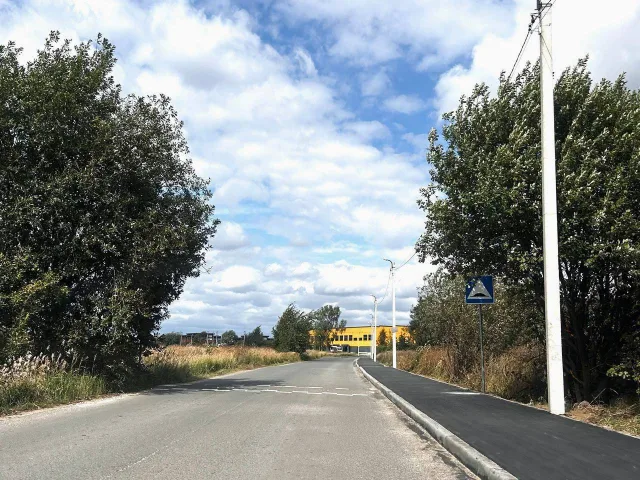 По просьбе жителей в селе Люберец обустроили новый тротуар