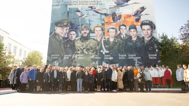 Памятный мурал «Воинам Отечества» открыли в Люберцах