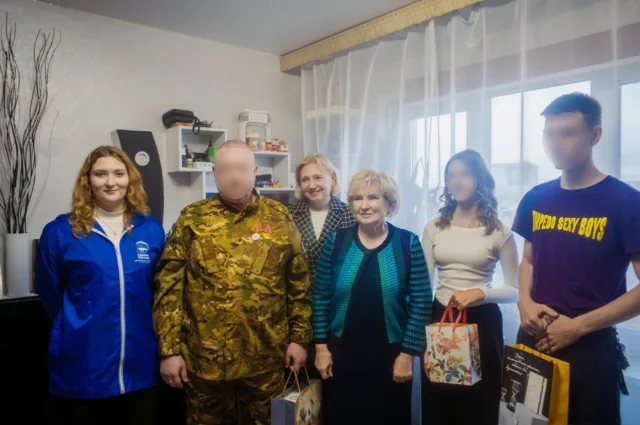 Лидия Антонова поздравила участника СВО из Люберец с Днем отца