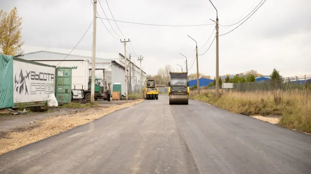 В Люберцах началось асфальтирование временного выезда на МКАД из Дзержинского