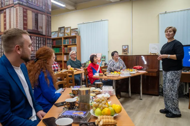 «Единая Россия» подарила люберецким бабушкам и дедушкам вечер советской музыки и теплых воспоминаний