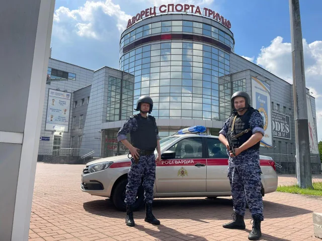 Вневедомственной охране ФС ВНГ России - 73 года