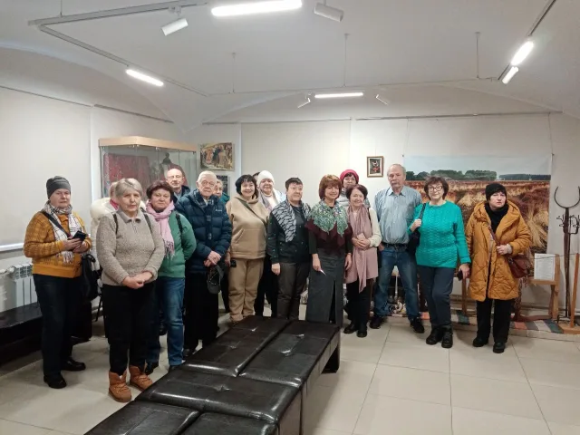 Люберецкие долголеты открыли для себя красоту Павловского Посада