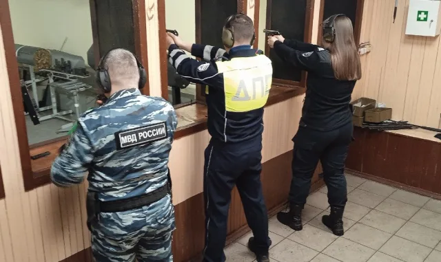 Турнир по стрельбе из табельного оружия состоялся в Люберцах