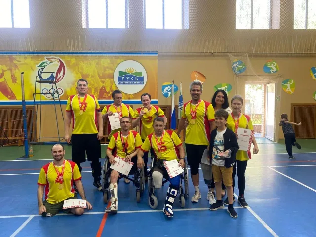 Ветеран СВО из Люберец Роман Салихов играет в сборной Московской области по волейболу