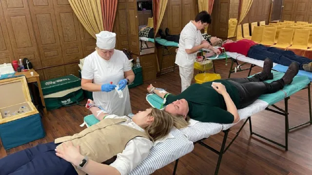 Почти 40 литров крови сдали жители Люберец для военного госпиталя имени Вишневского